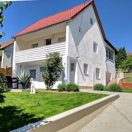 Eleven House Holiday home