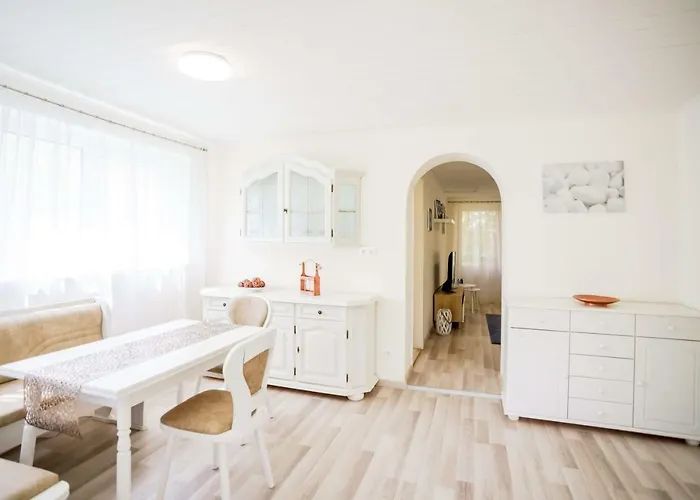 Eleven House Feriehus