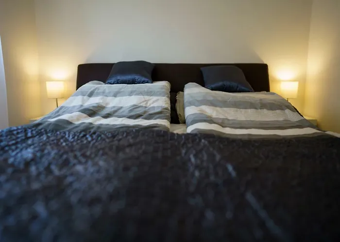 Eleven House בית נופש