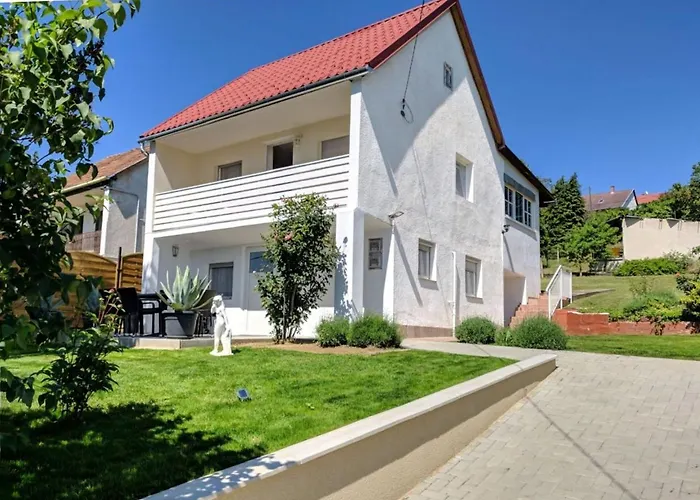 Eleven House 度假居